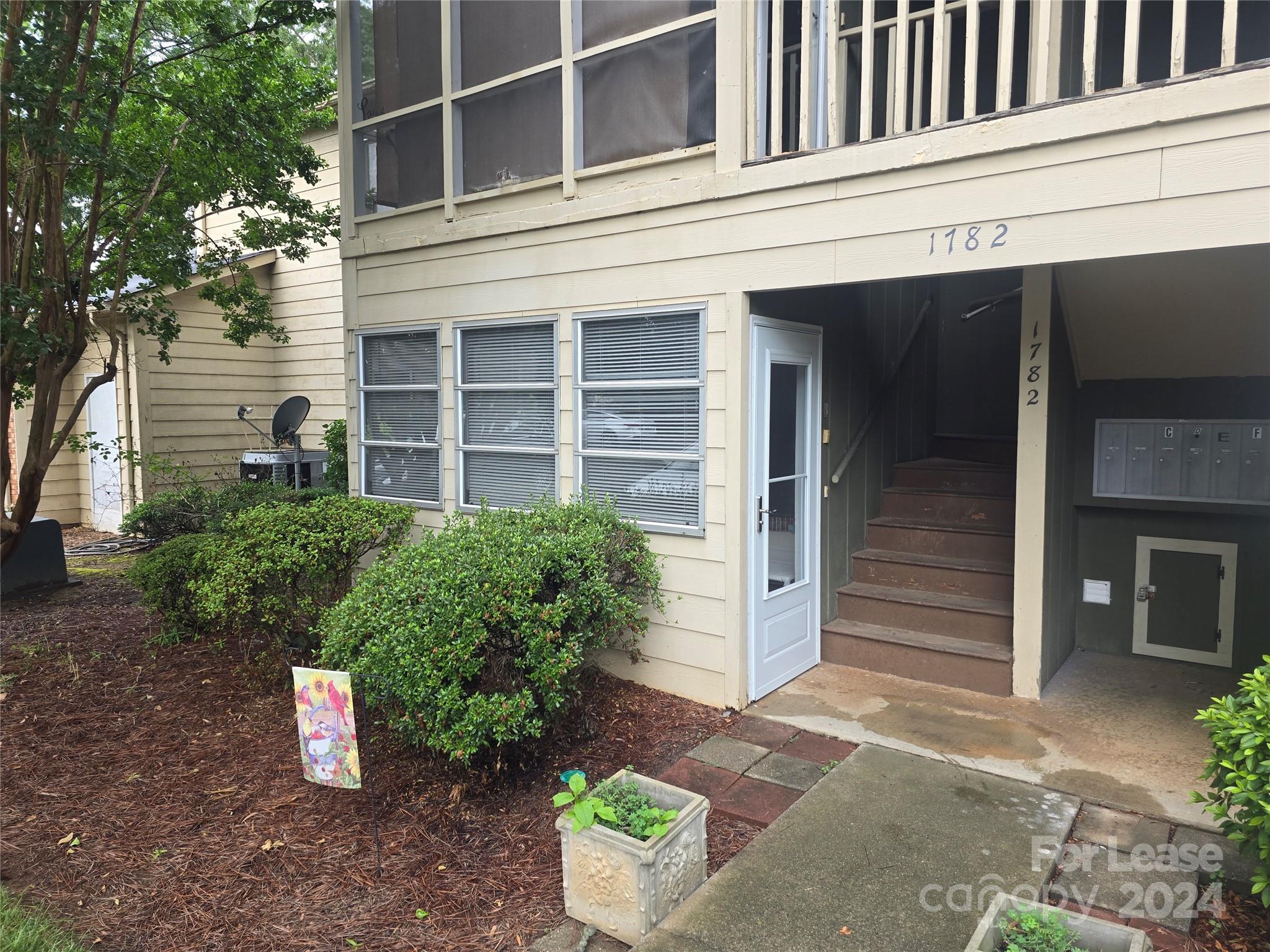 Tall Oaks - Residential Lease