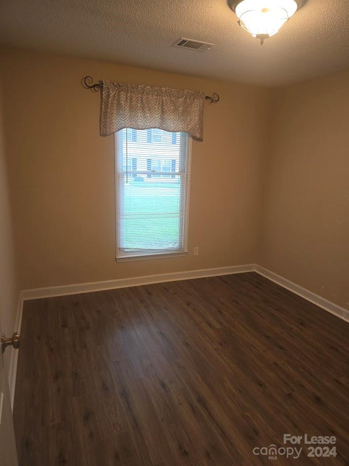 Tall Oaks - Residential Lease