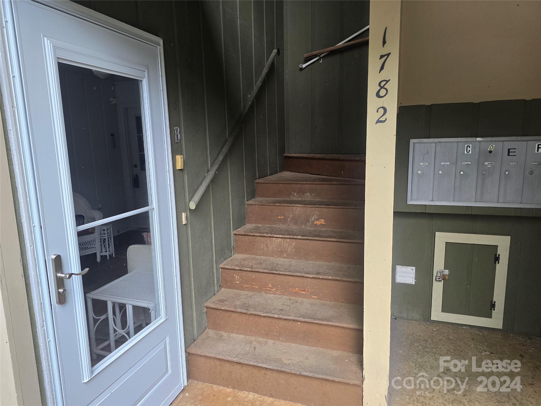 Tall Oaks - Residential Lease