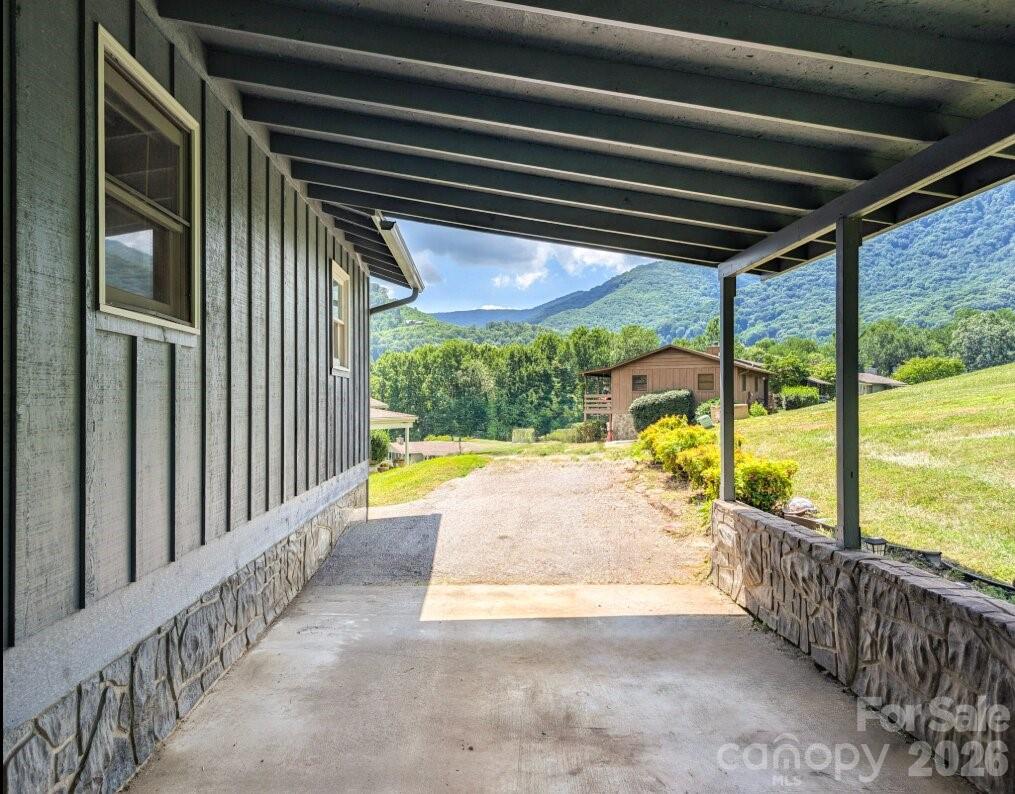 84 Stoney Ridge Loop