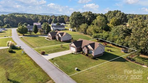 Photo of 79 Rachels Lane, Taylorsville, NC 28681 (MLS # 4305501)