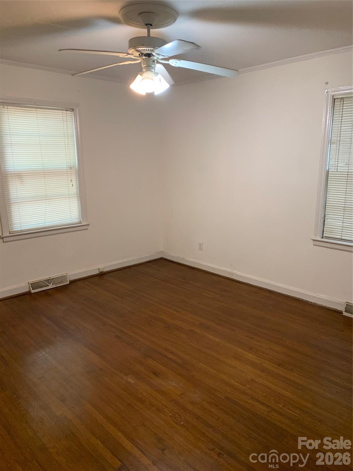2336 Markham Court