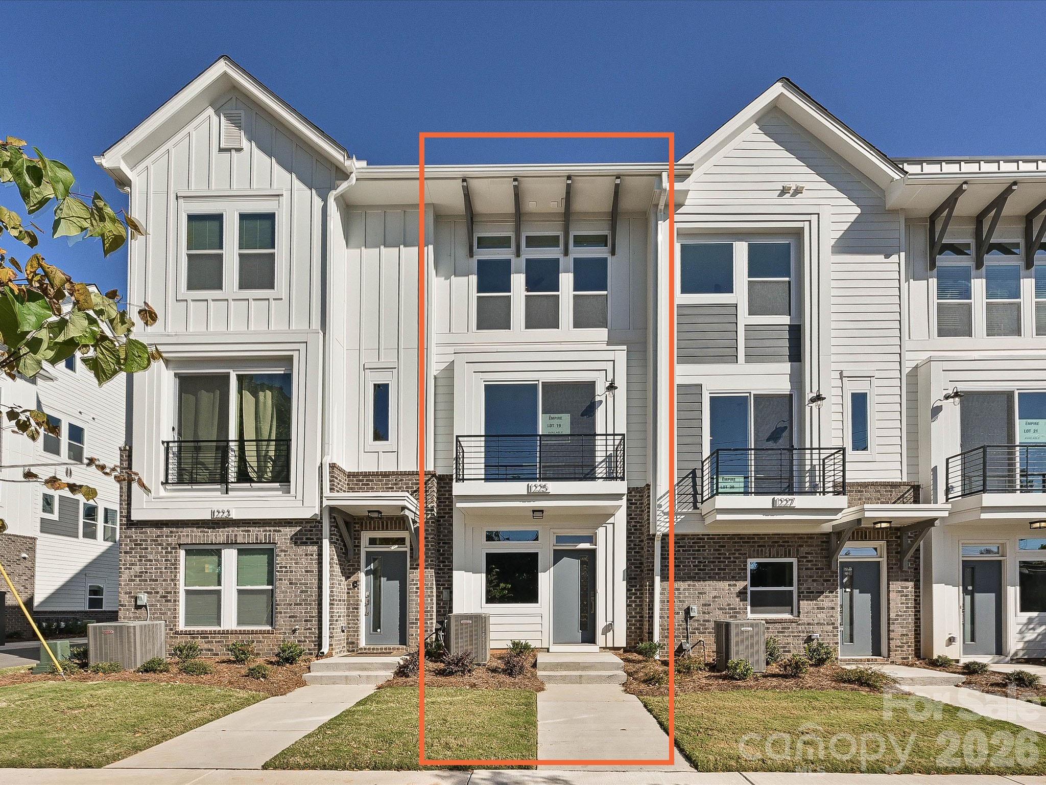 1225 E 34th Street CSW0419