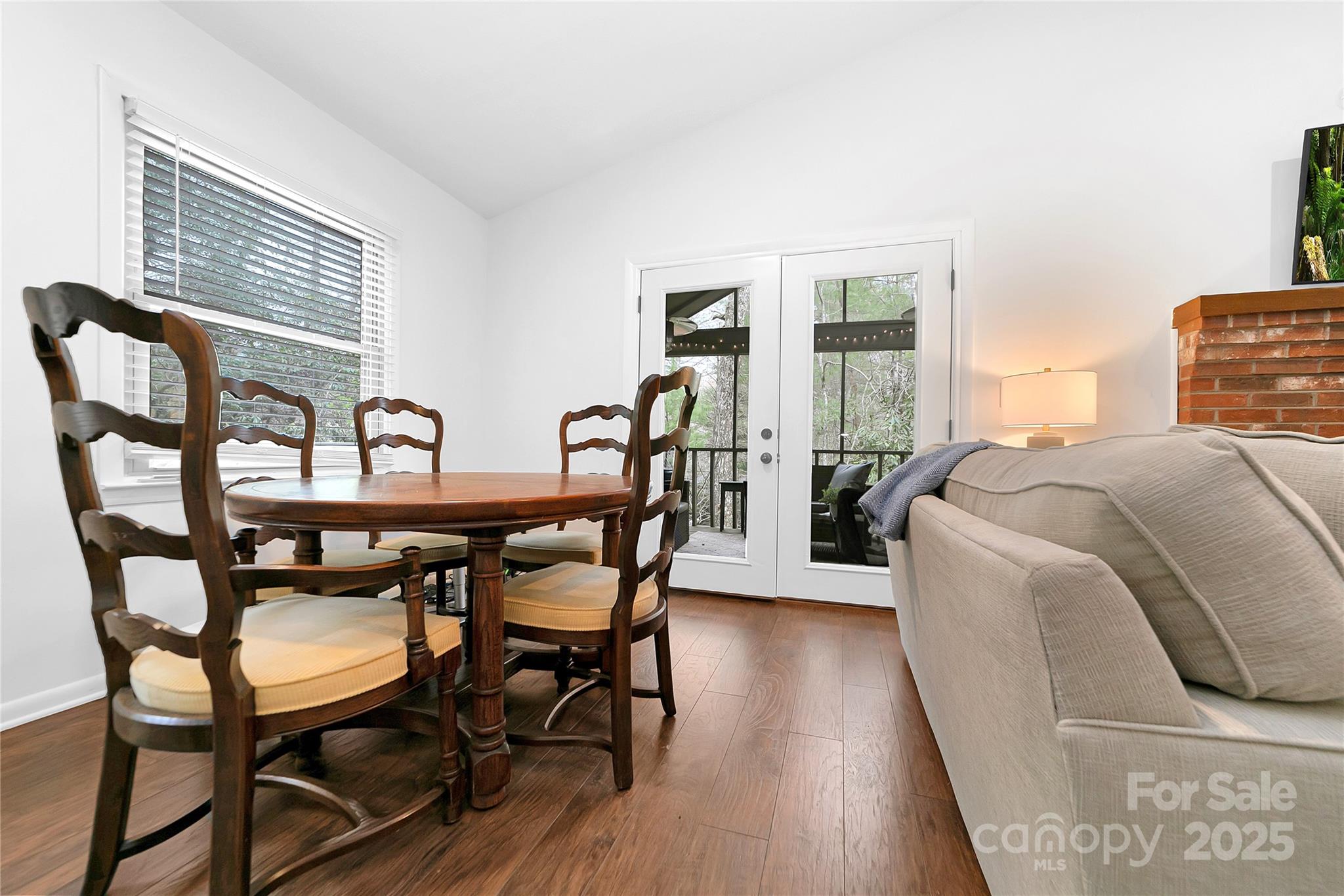 Connestee Falls - Residential