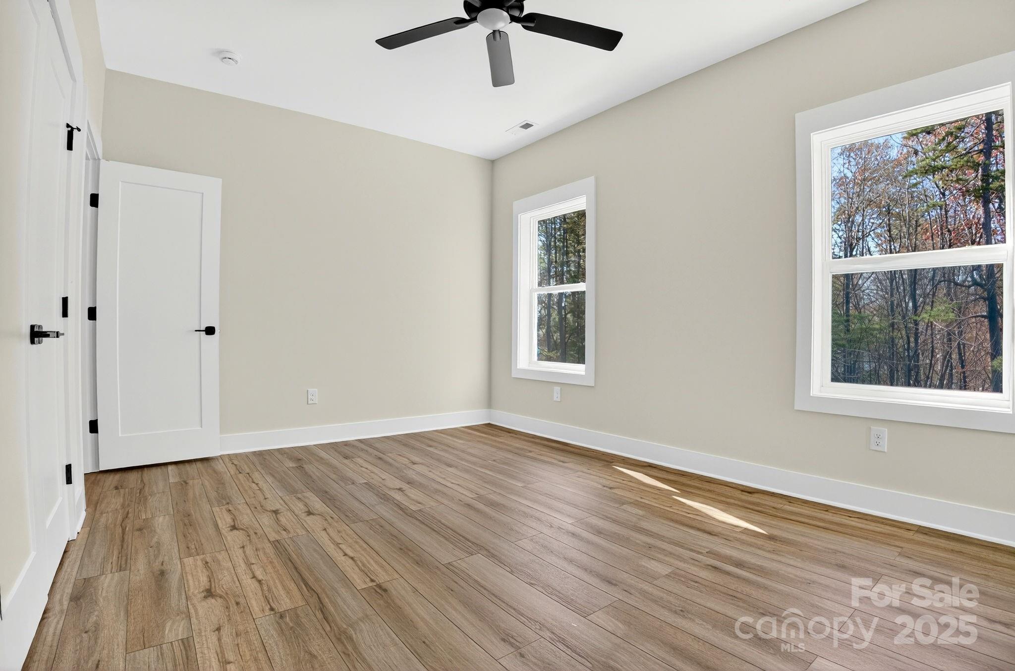 Windsor Pointe - Residential