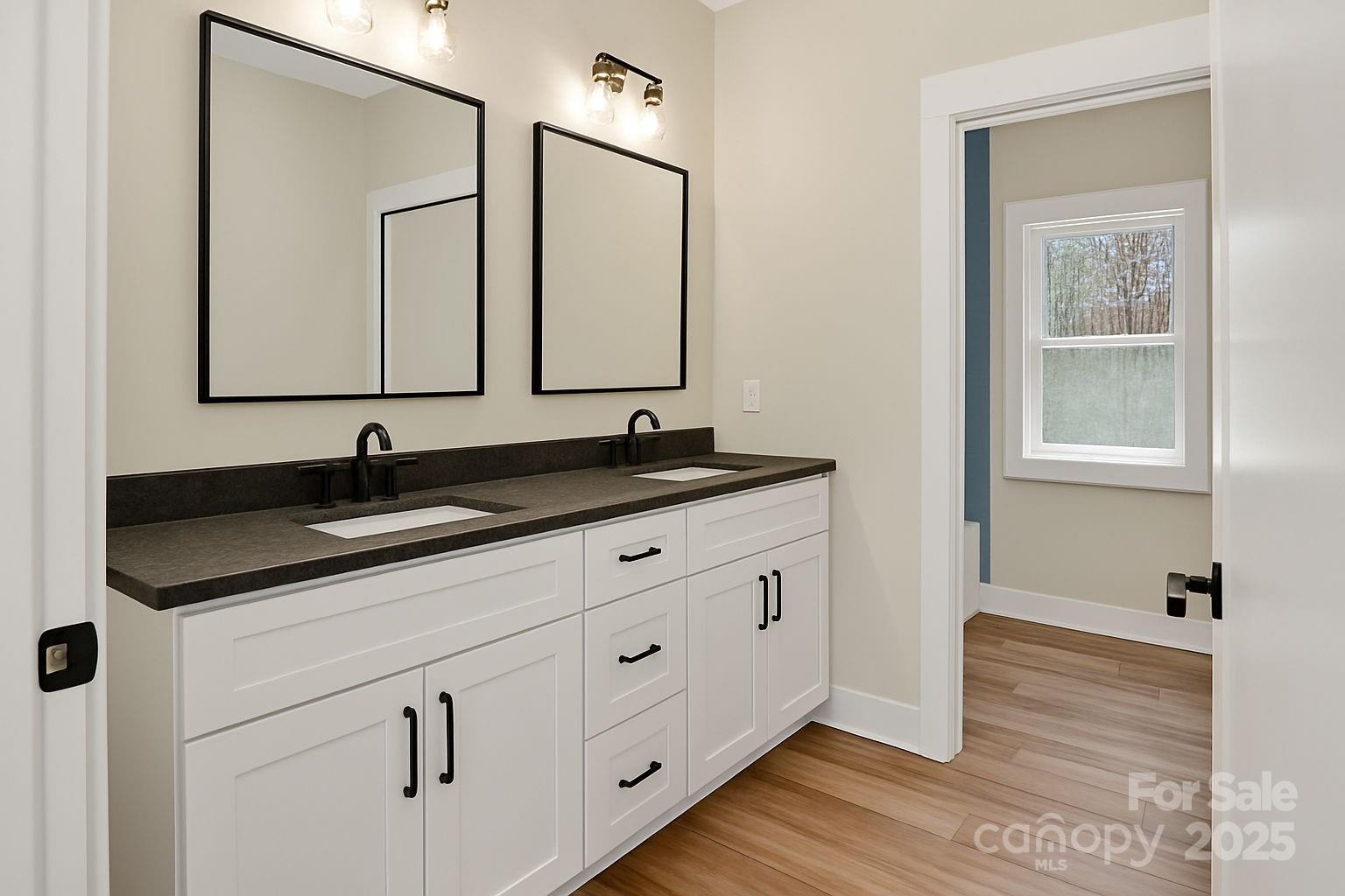 Windsor Pointe - Residential