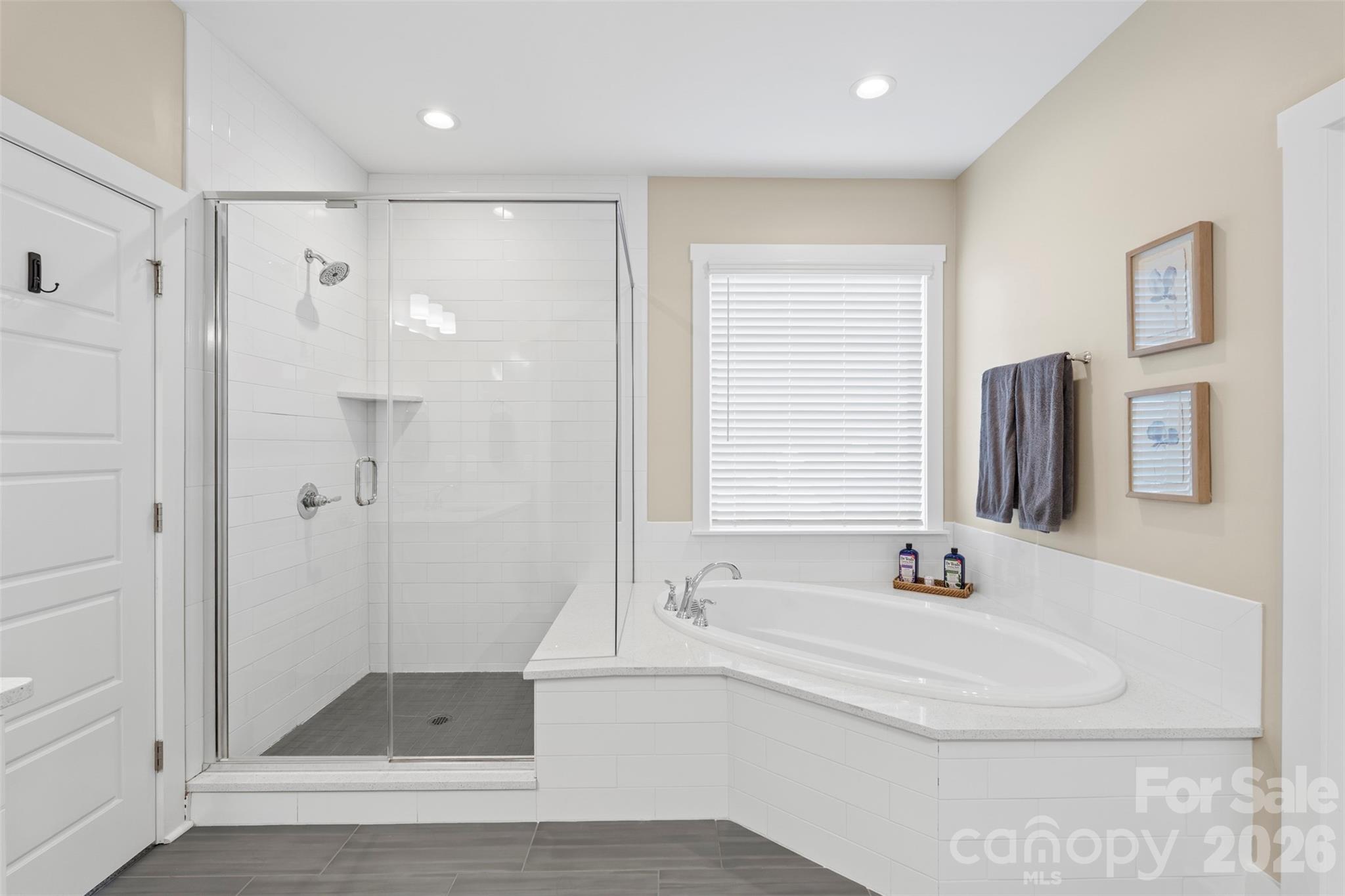 Paddlers Cove - Residential