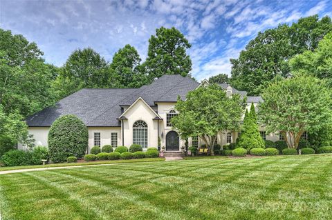 Single Family Residence in Charlotte NC 3515 Bellevue Lane.jpg