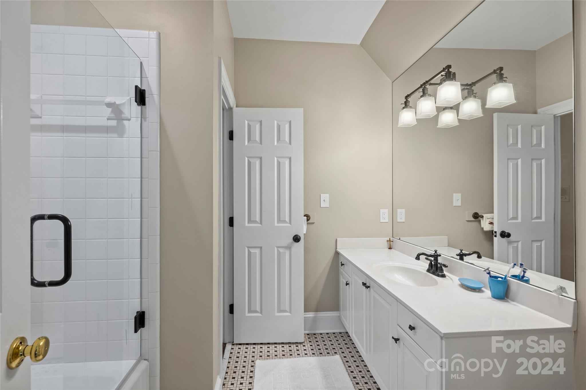 Royden - Residential