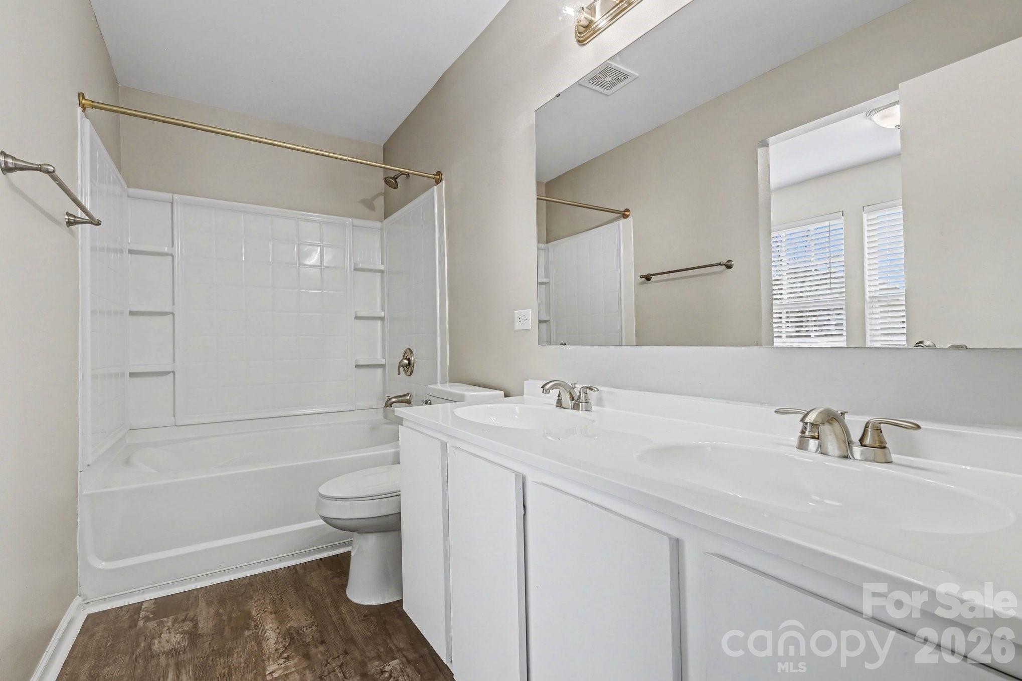 Oakbrooke - Residential