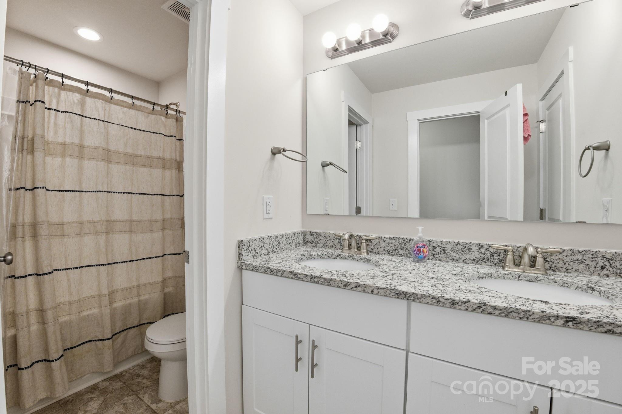 Gibbon Woods - Residential