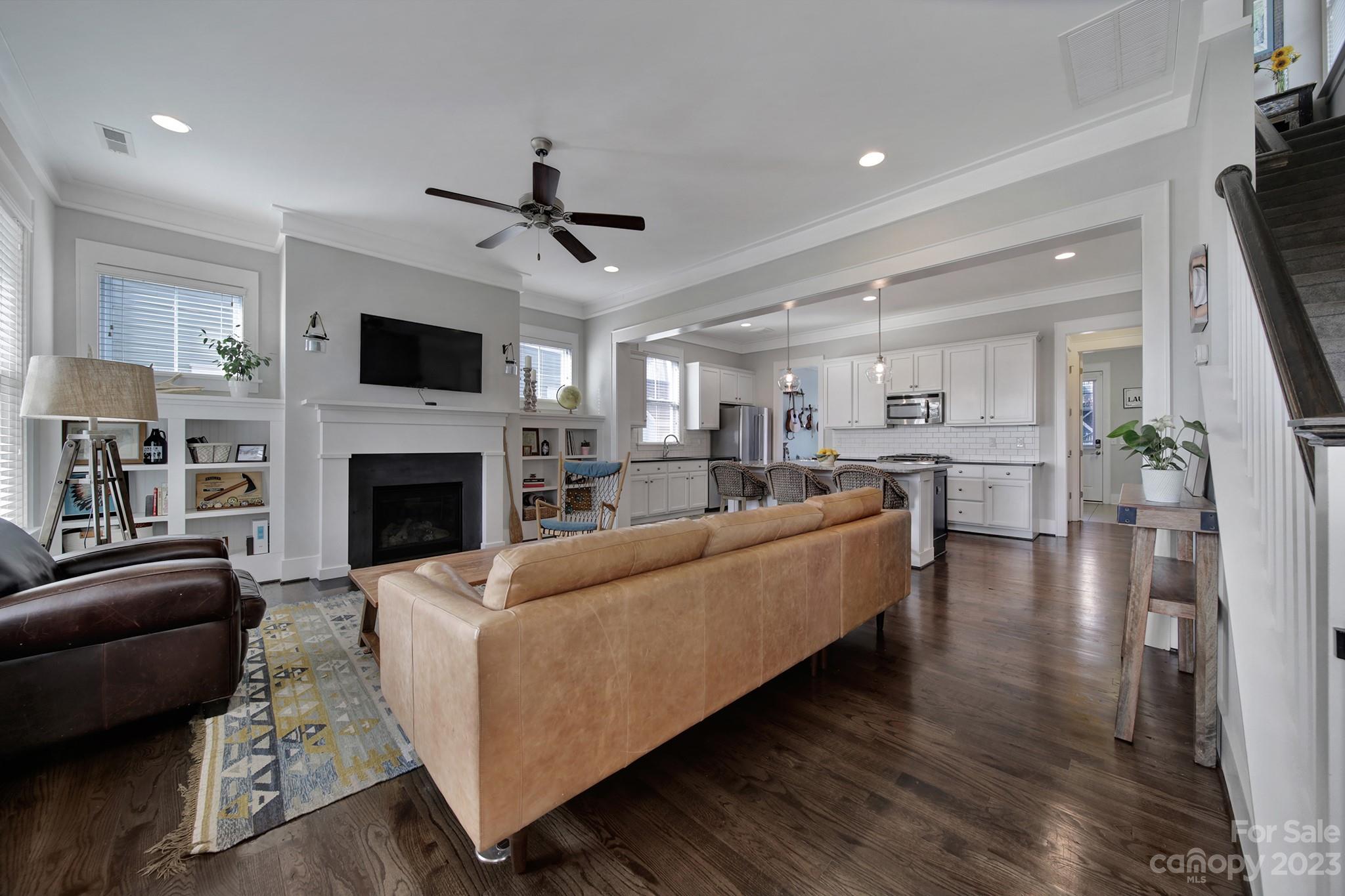 Riverwalk - Residential