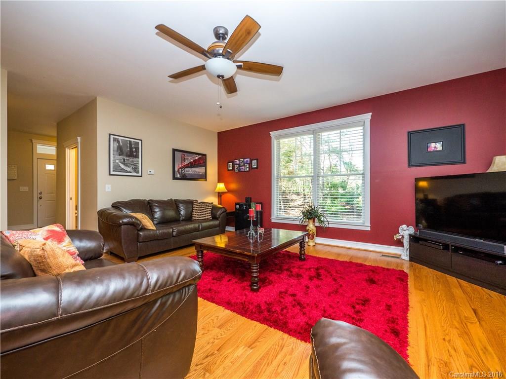 Tega Cay - Residential