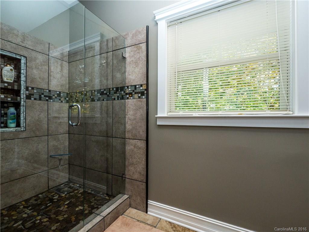 Tega Cay - Residential