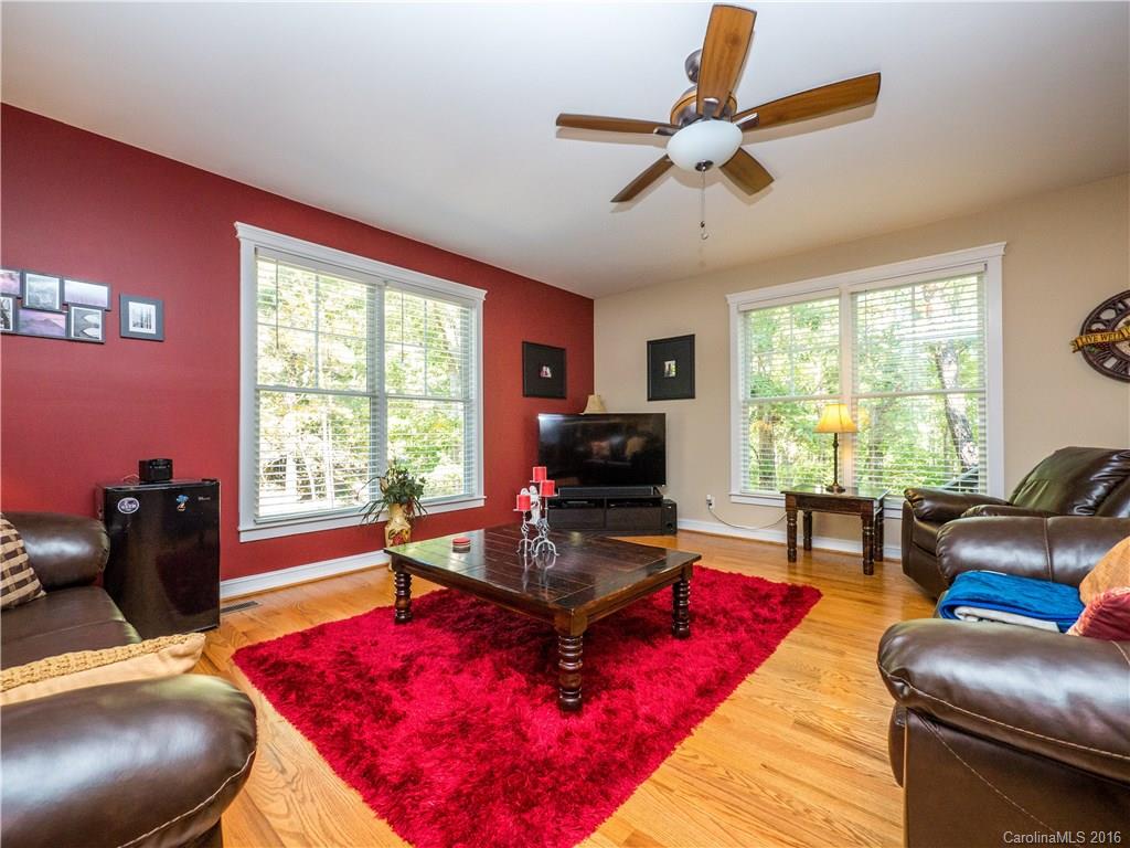 Tega Cay - Residential