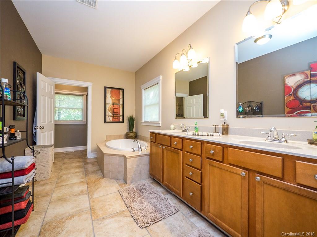 Tega Cay - Residential