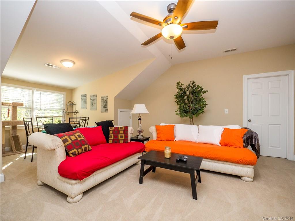 Tega Cay - Residential