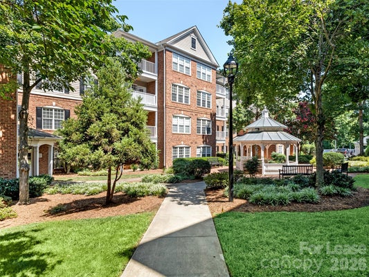 3172 MARGELLINA DR, CHARLOTTE, NC 28210 - Image b34d346d0922f708cda7dee6e19d7ea2/1428859053