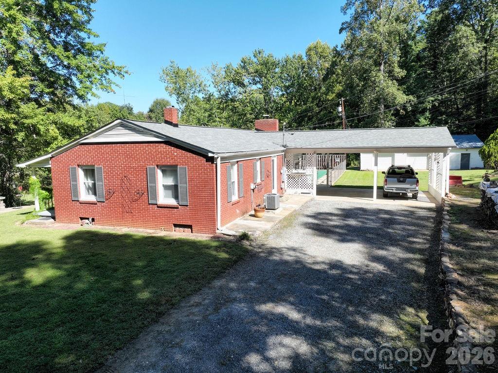 709 Berry Place SW