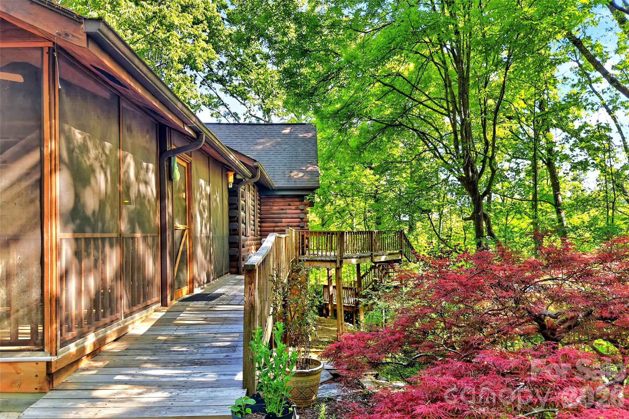 221 Hammer Hollow Drive