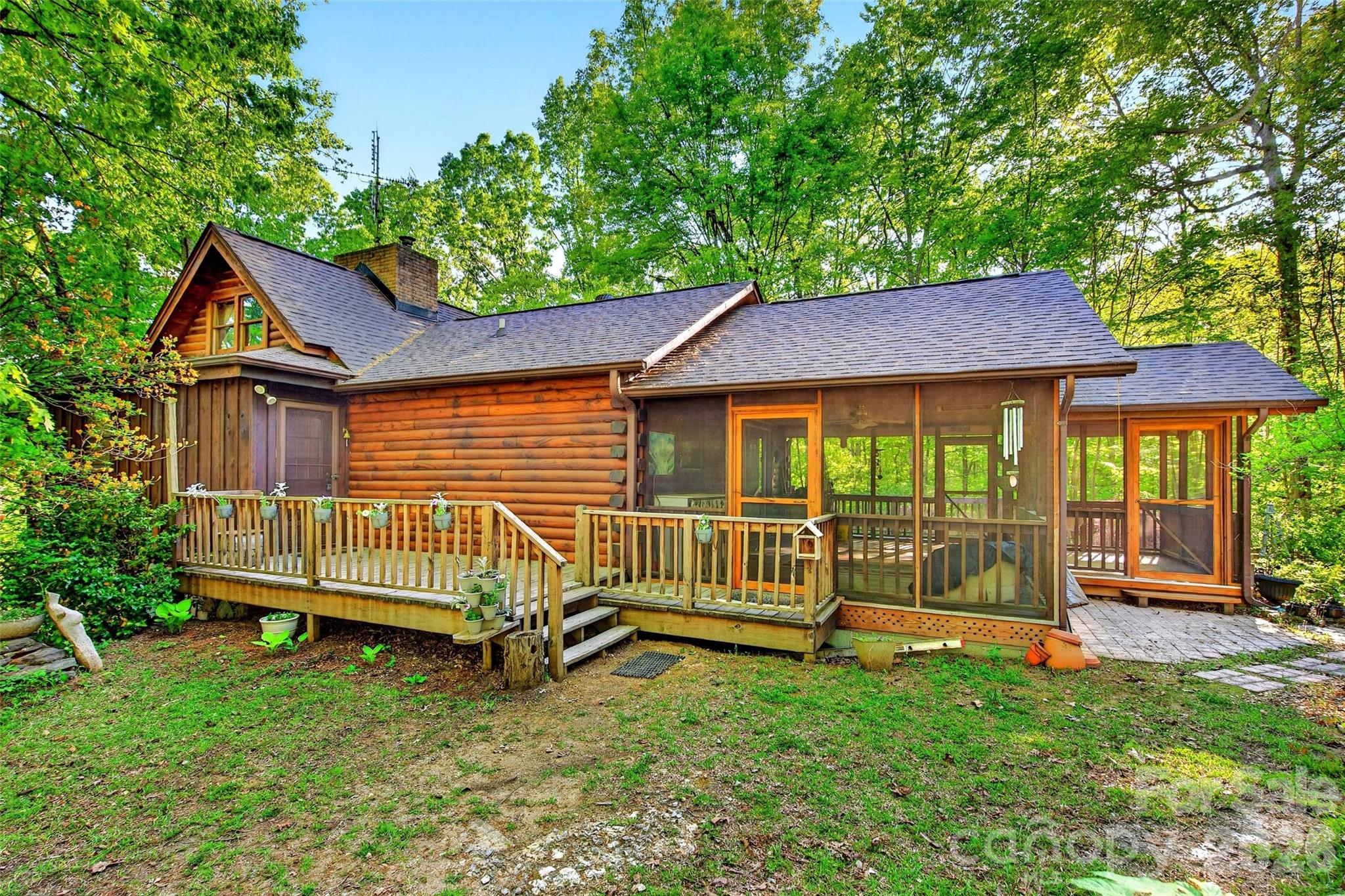 221 Hammer Hollow Drive
