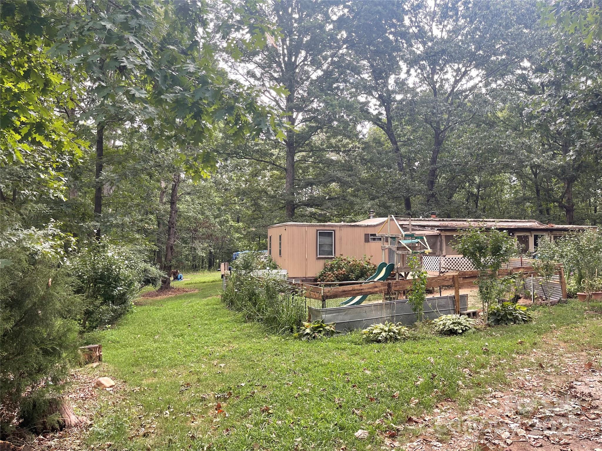 5790 Summer Lane