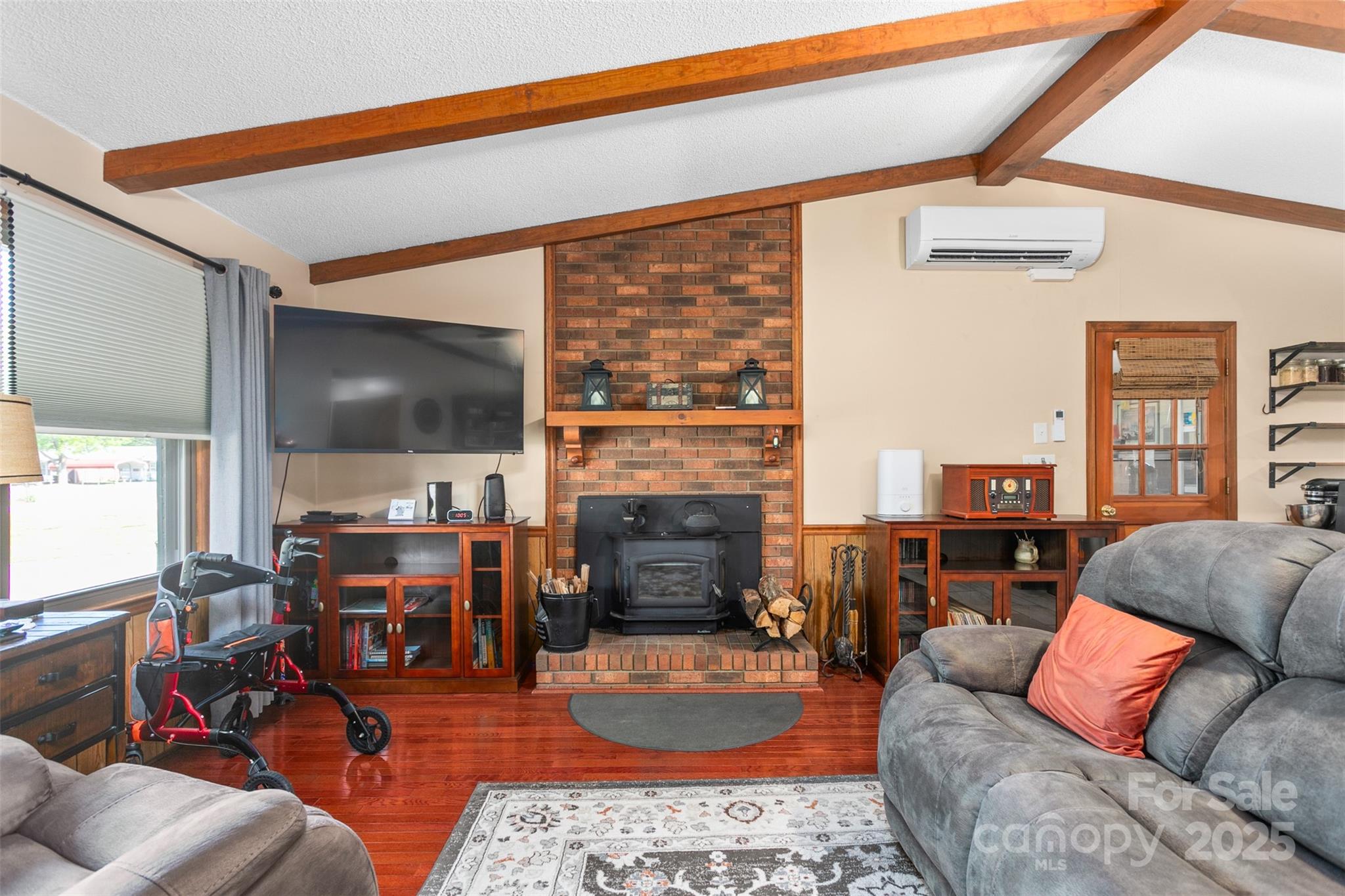 4135 Sawmill Road