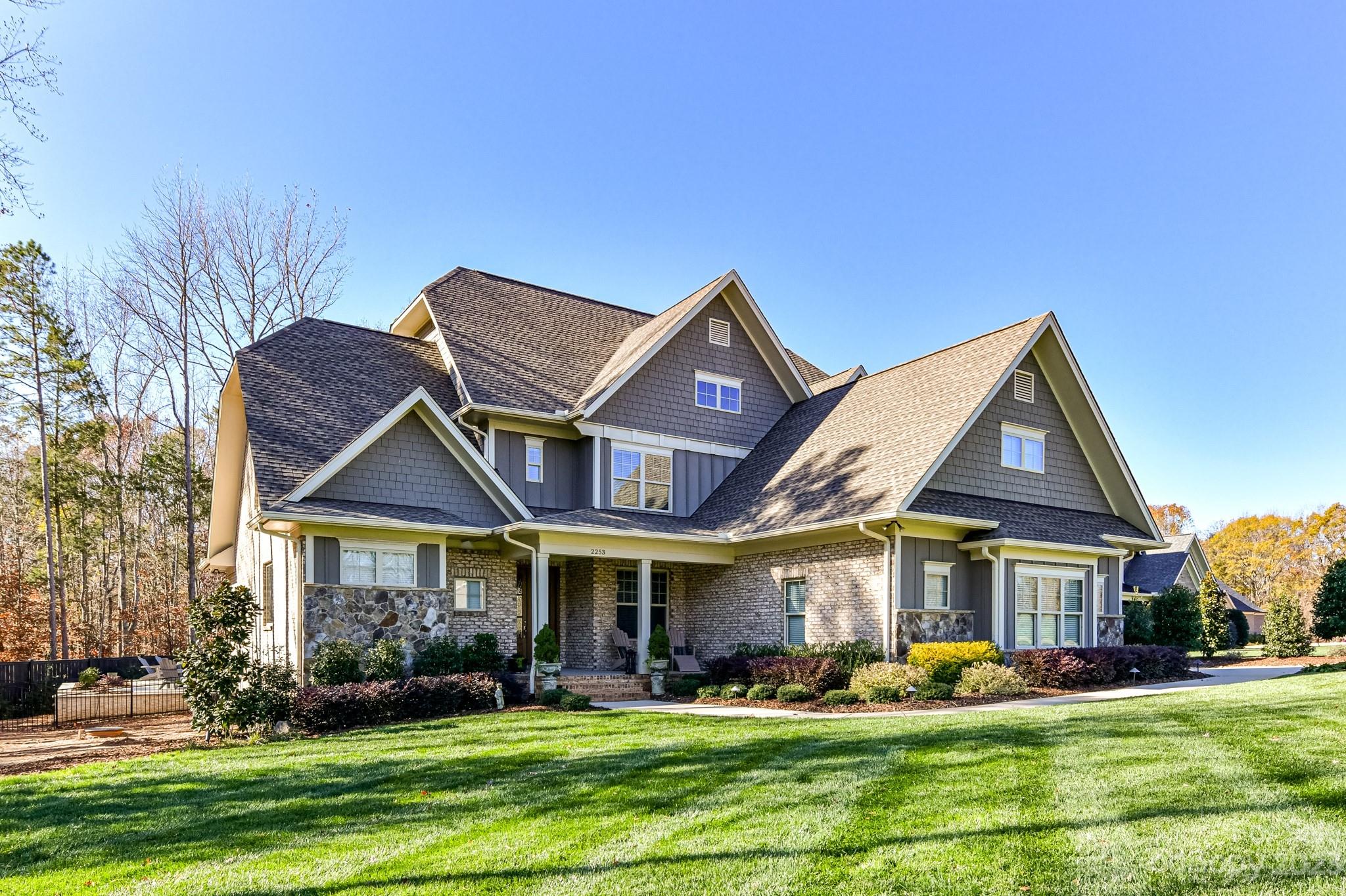 Tuscan Ridge - Residential