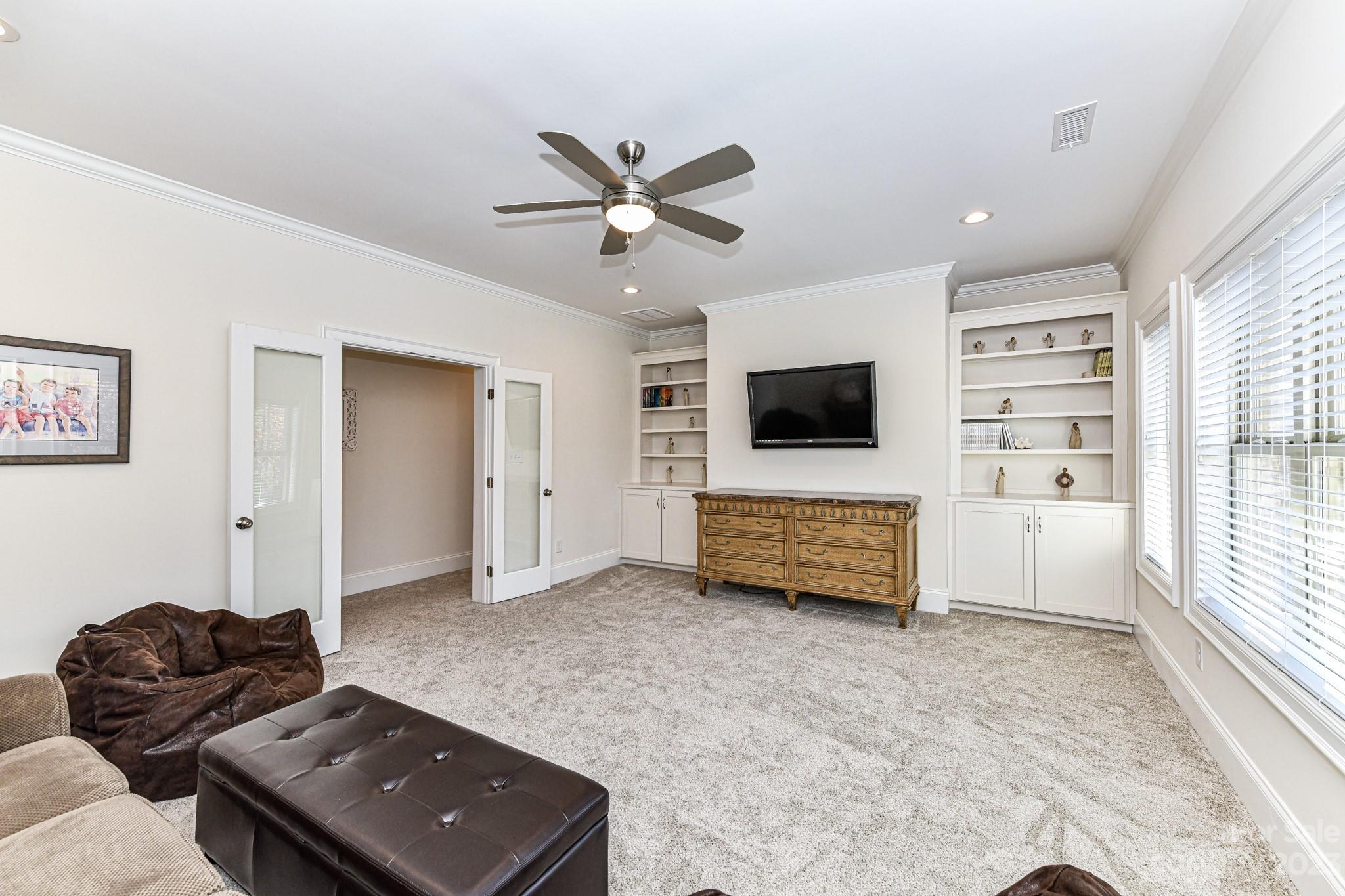 Tuscan Ridge - Residential