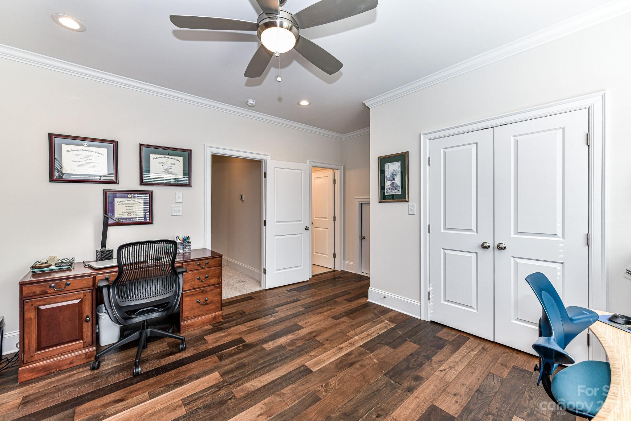 Tuscan Ridge - Residential