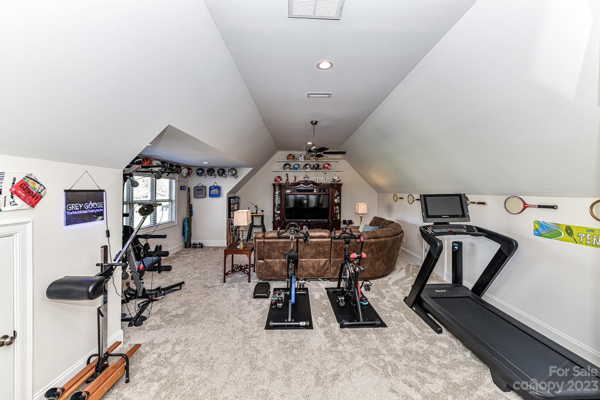 Tuscan Ridge - Residential