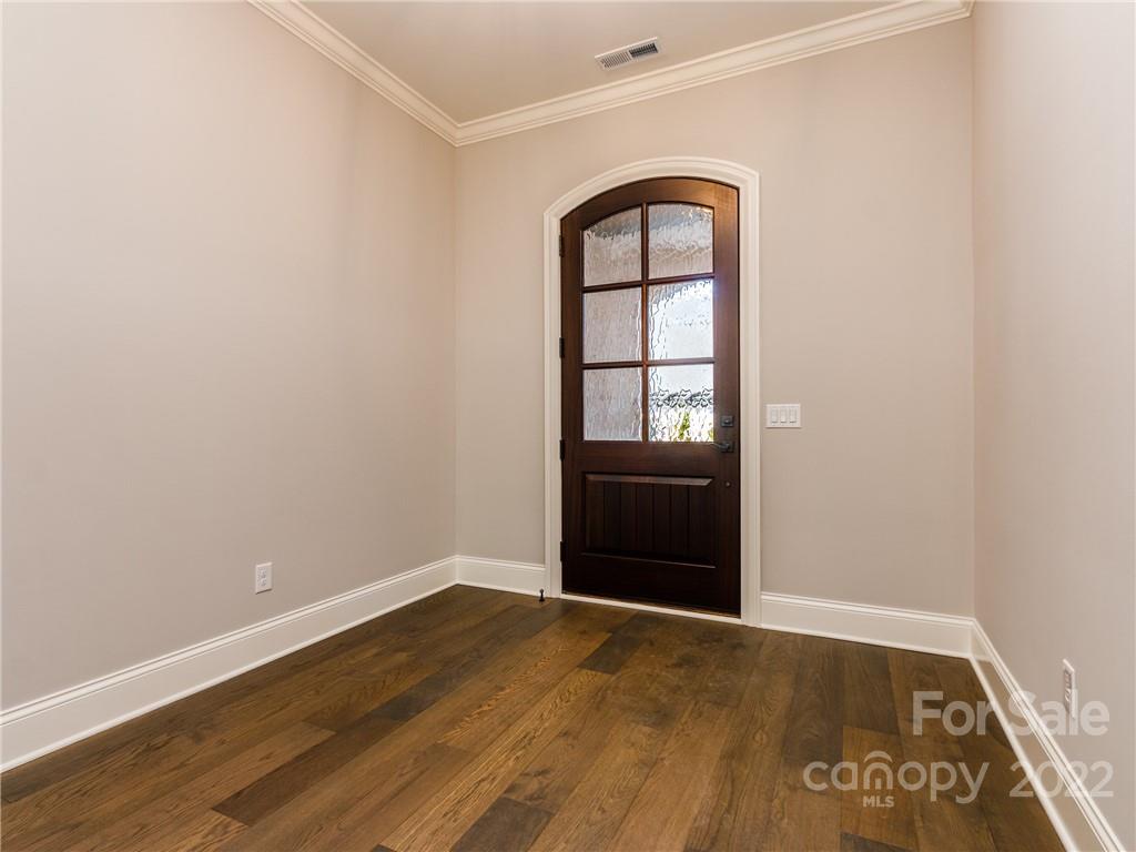 405 Audrey Place 02