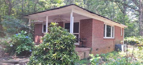 Photo of 1036 Curve View Road, Lincolnton, NC 28092 (MLS # 4409839)