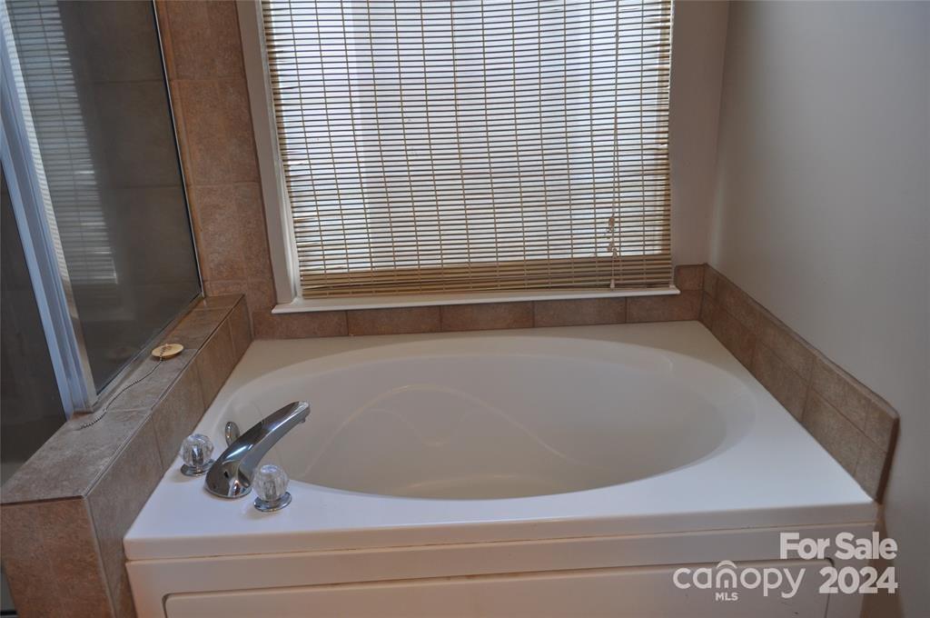 Lincoln Greens - Residential