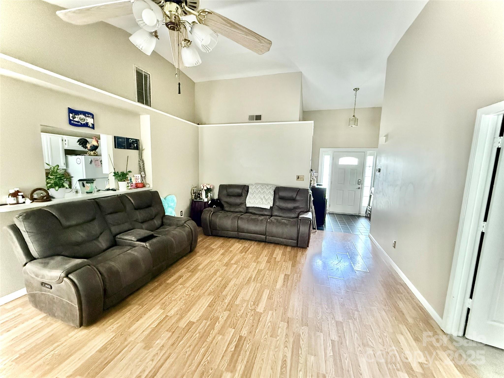5728 Rocbridge Lane