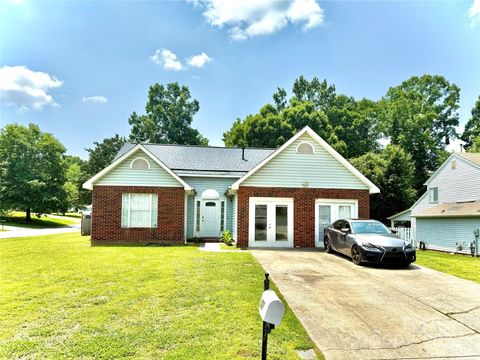 5728 Rocbridge Lane Charlotte NC 28208