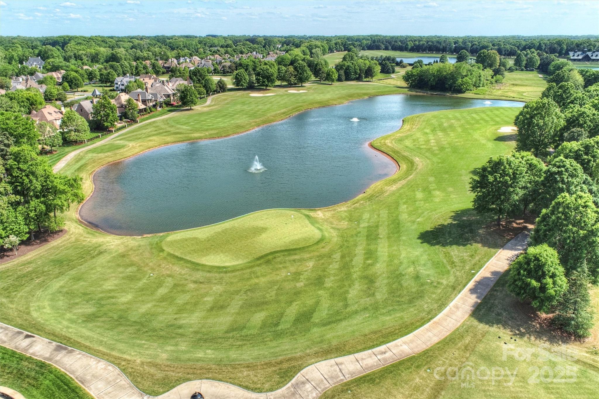 Waxhaw, North Carolina 28173, United States, 5 Bedrooms Bedrooms, ,6 BathroomsBathrooms,Residential,Active,115055