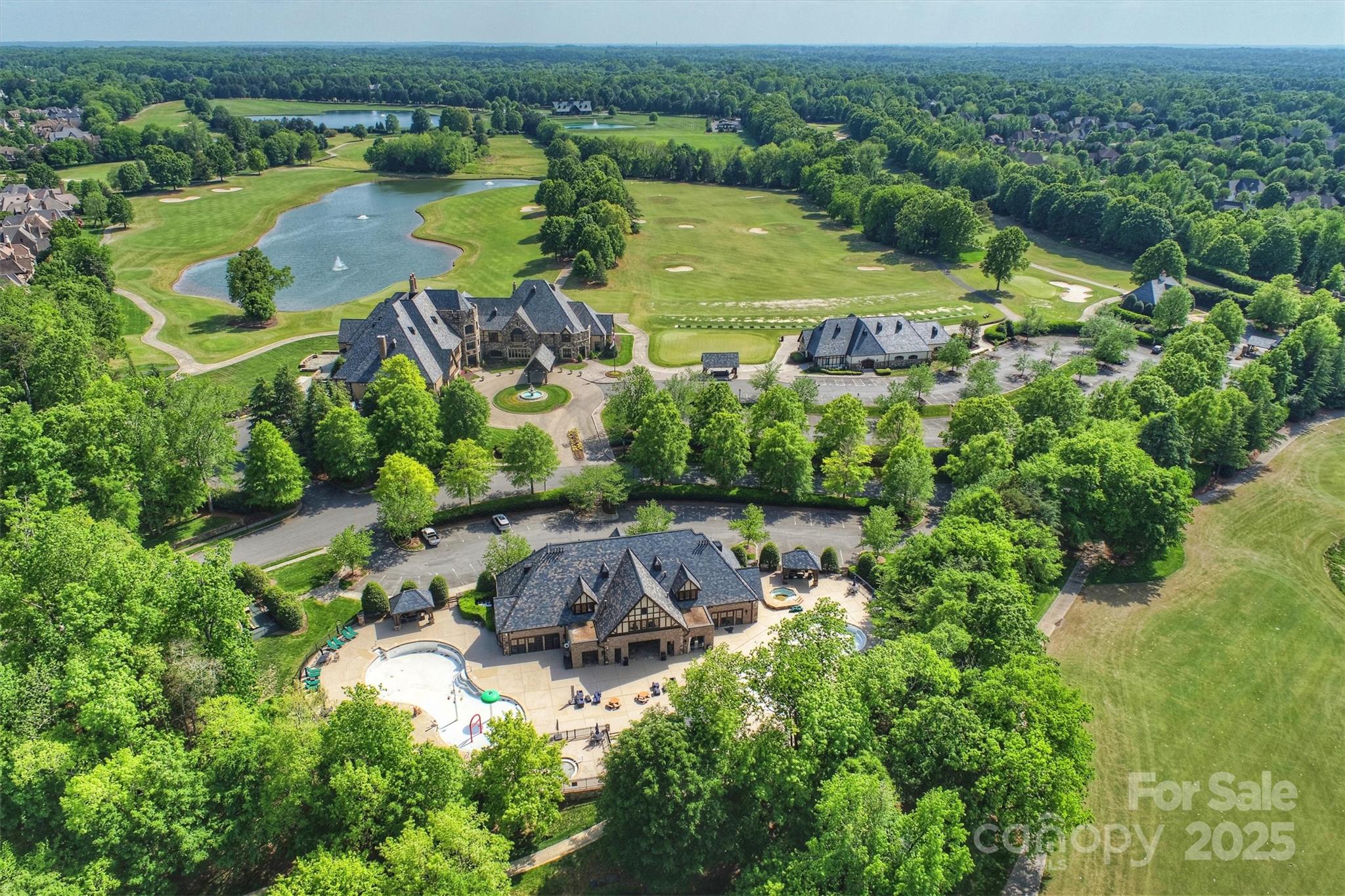 Waxhaw, North Carolina 28173, United States, 5 Bedrooms Bedrooms, ,6 BathroomsBathrooms,Residential,Active,115055