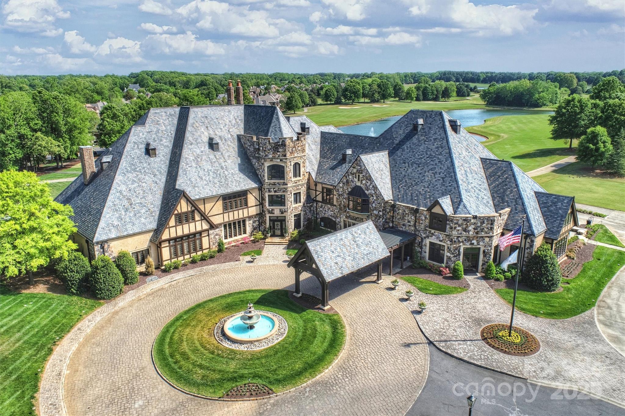 Waxhaw, North Carolina 28173, United States, 5 Bedrooms Bedrooms, ,6 BathroomsBathrooms,Residential,Active,115055