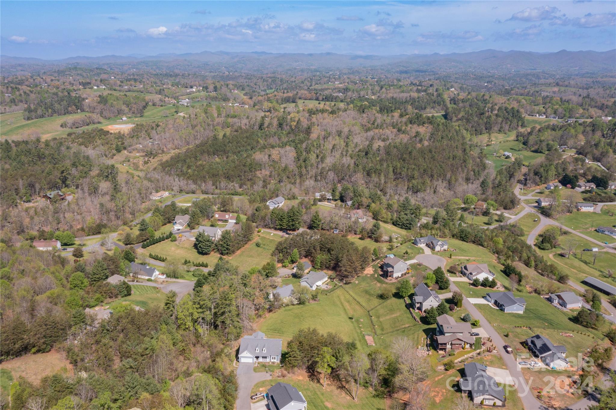 Amber Knolls - Residential