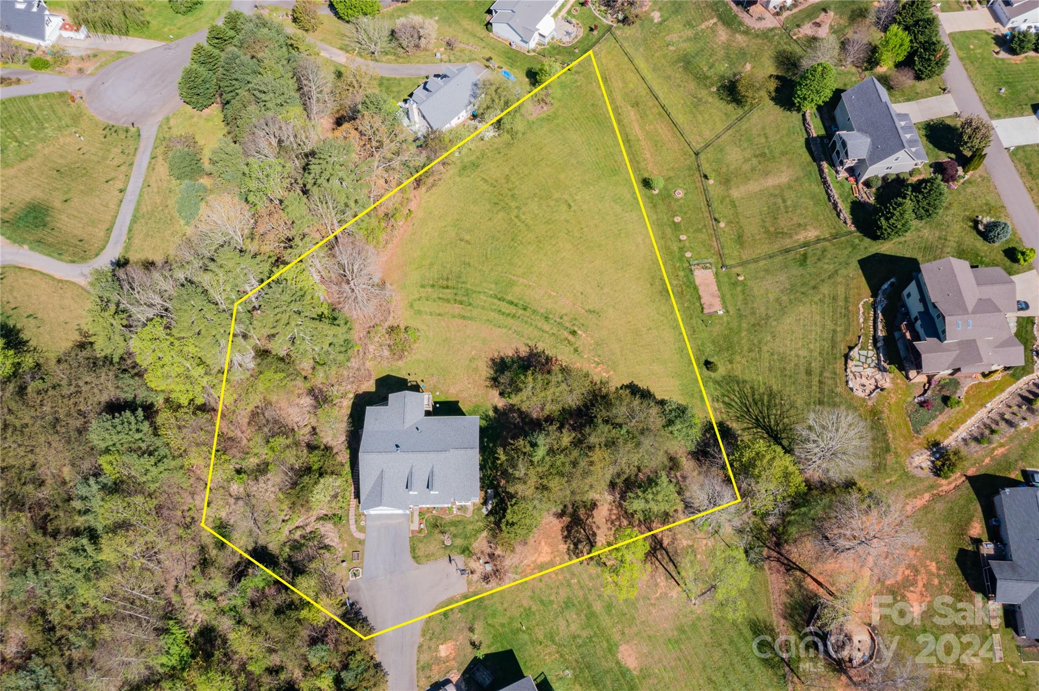 Amber Knolls - Residential