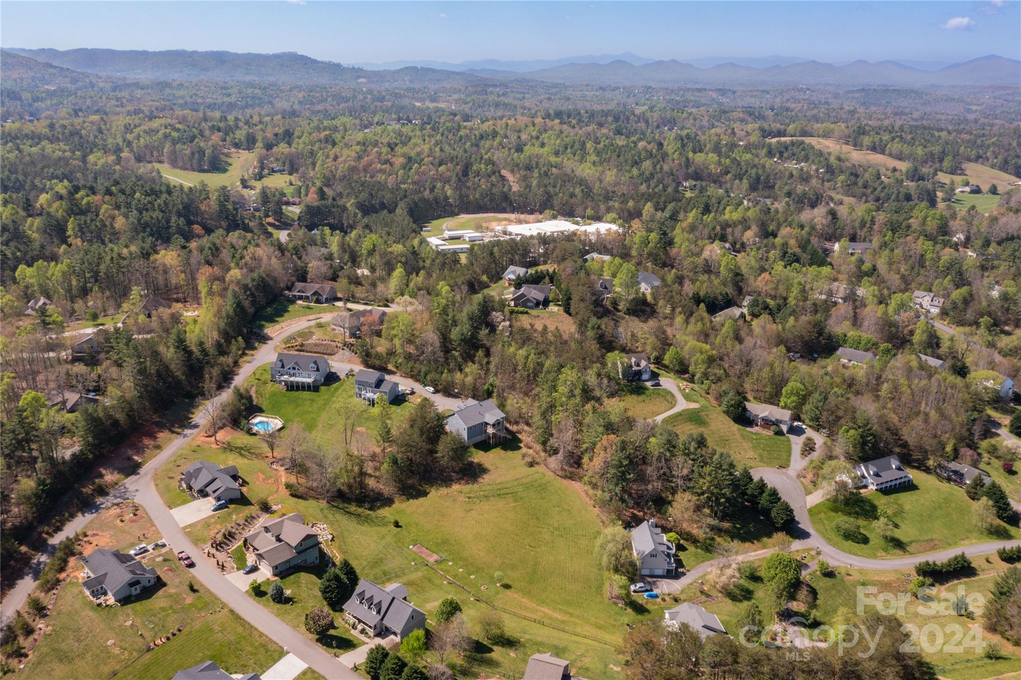 Amber Knolls - Residential