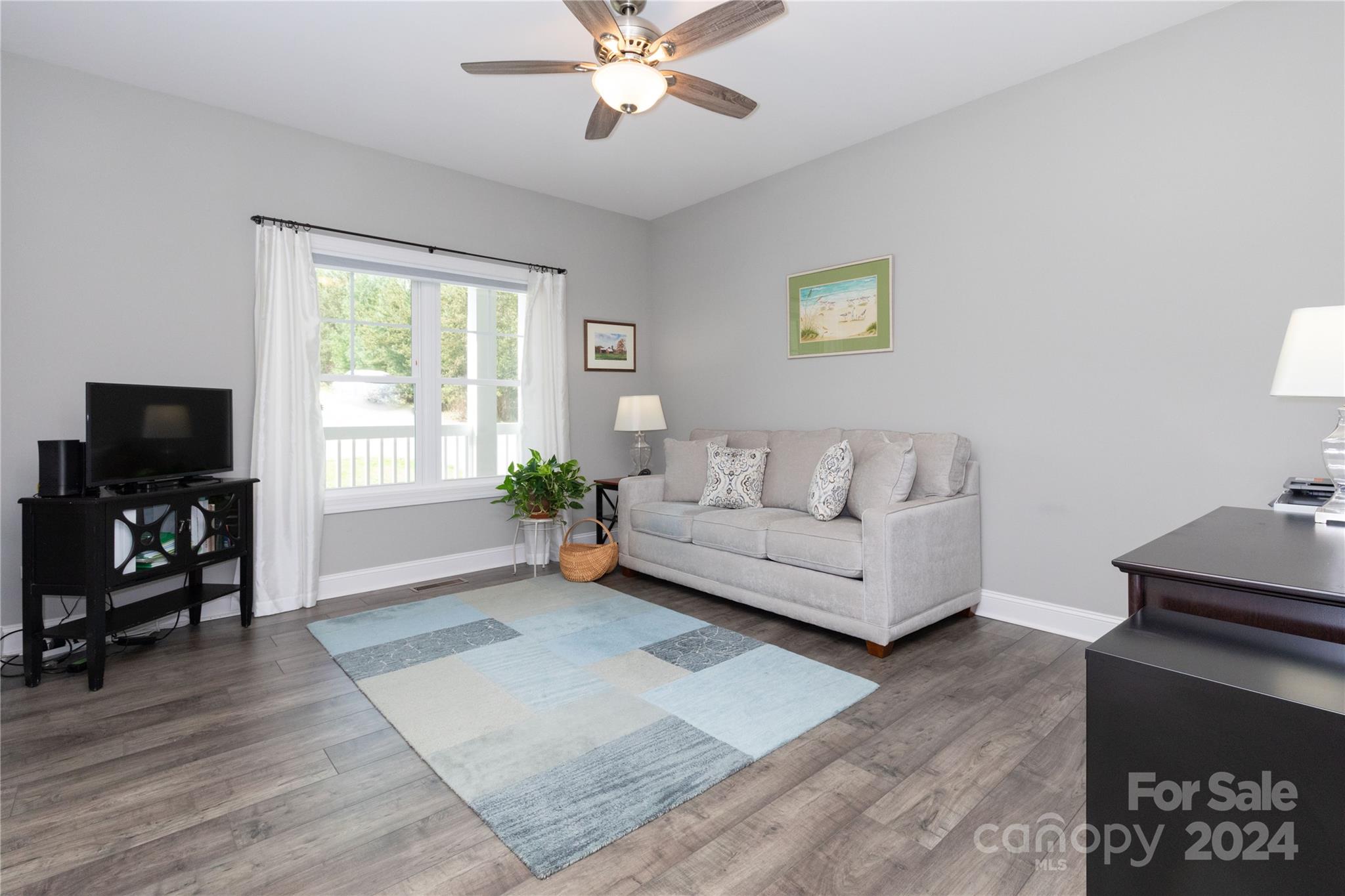 Amber Knolls - Residential