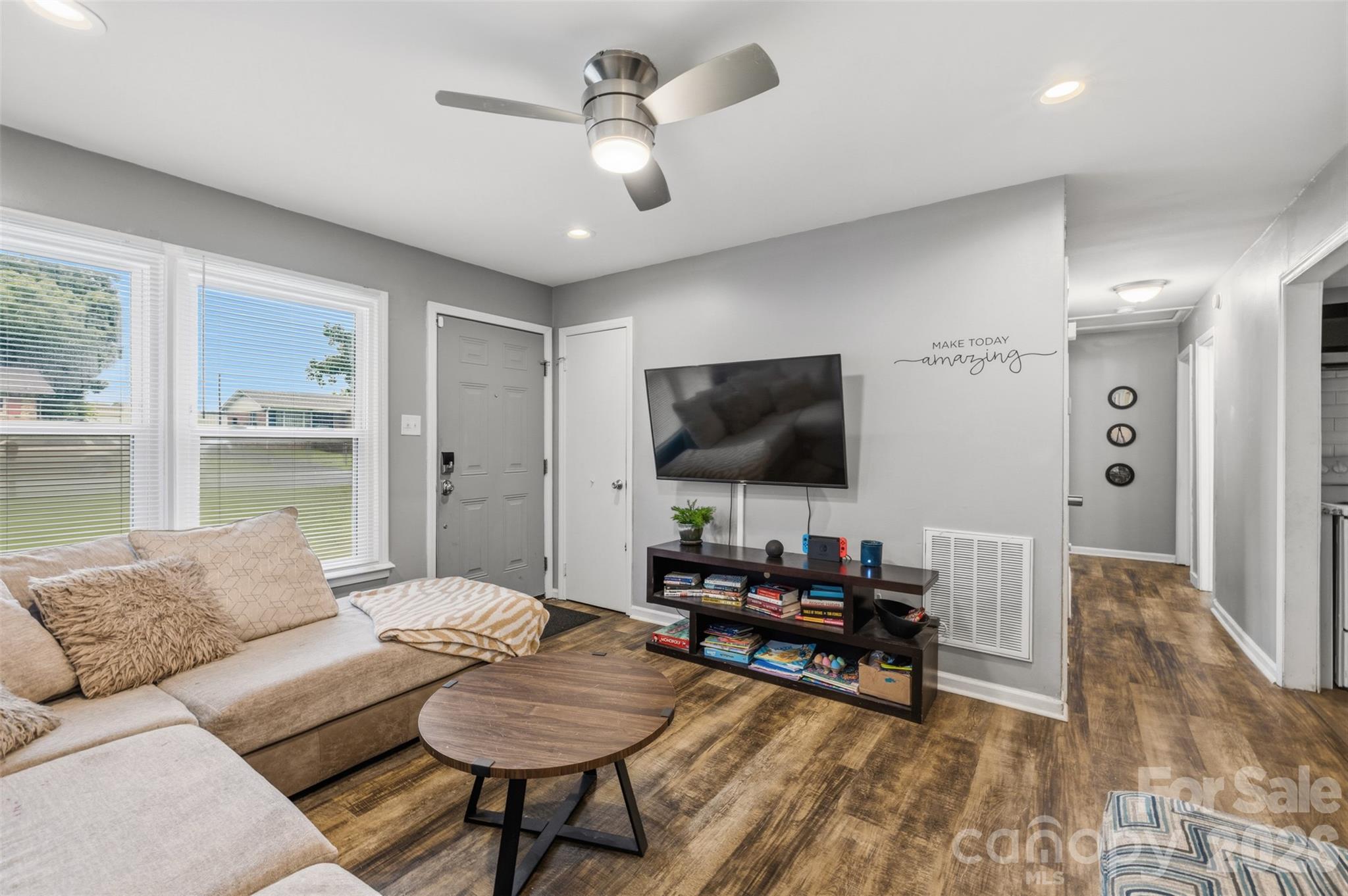 1038 S Jones Avenue Extension