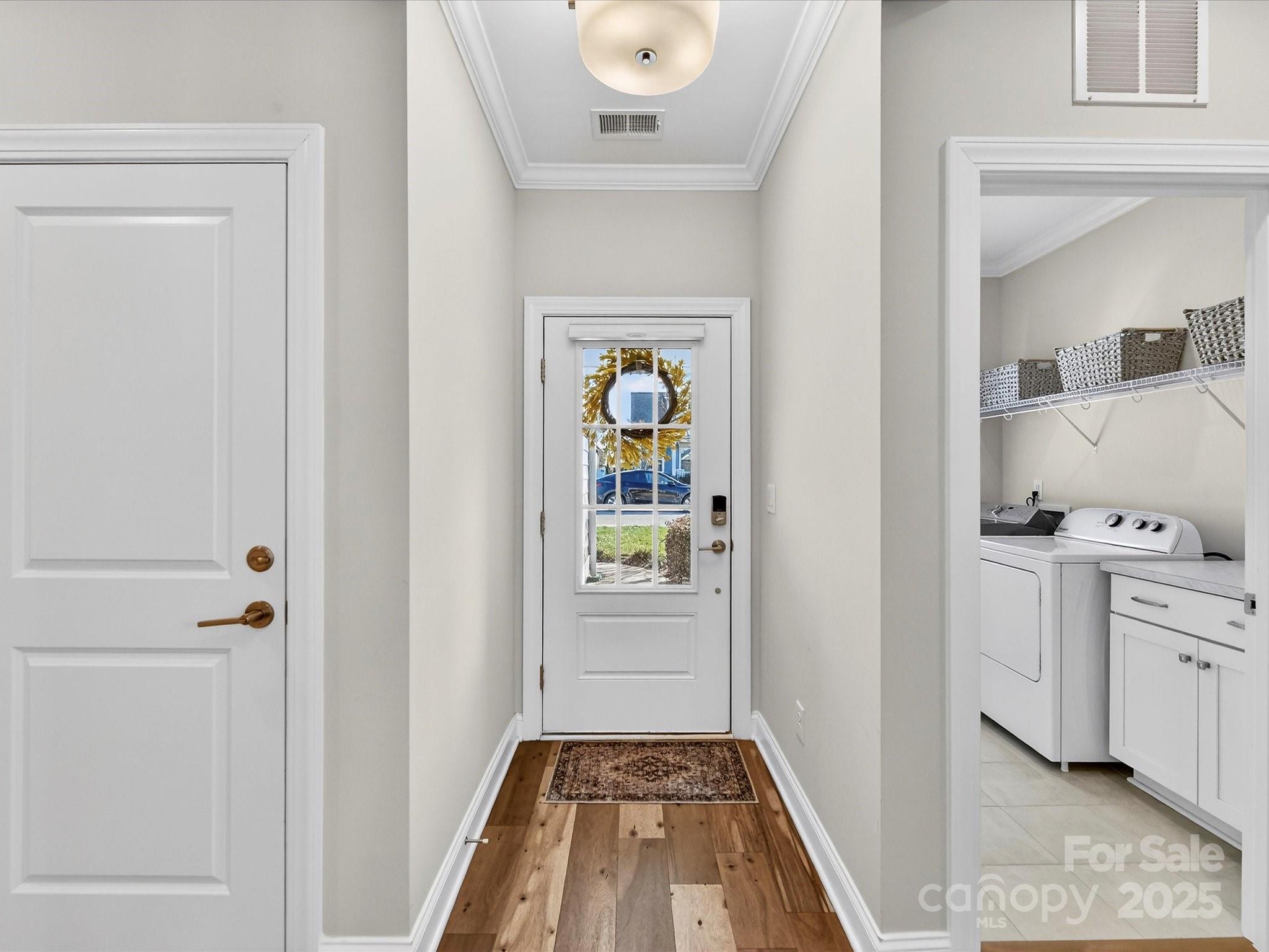 5197 Looking Glass Trail