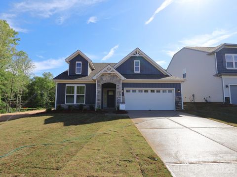 Photo of 1711 Boulder Ridge Drive, Gastonia, NC 28052 (MLS # 4346185)