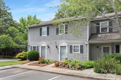 6101 Heath Ridge Court Charlotte NC 28210