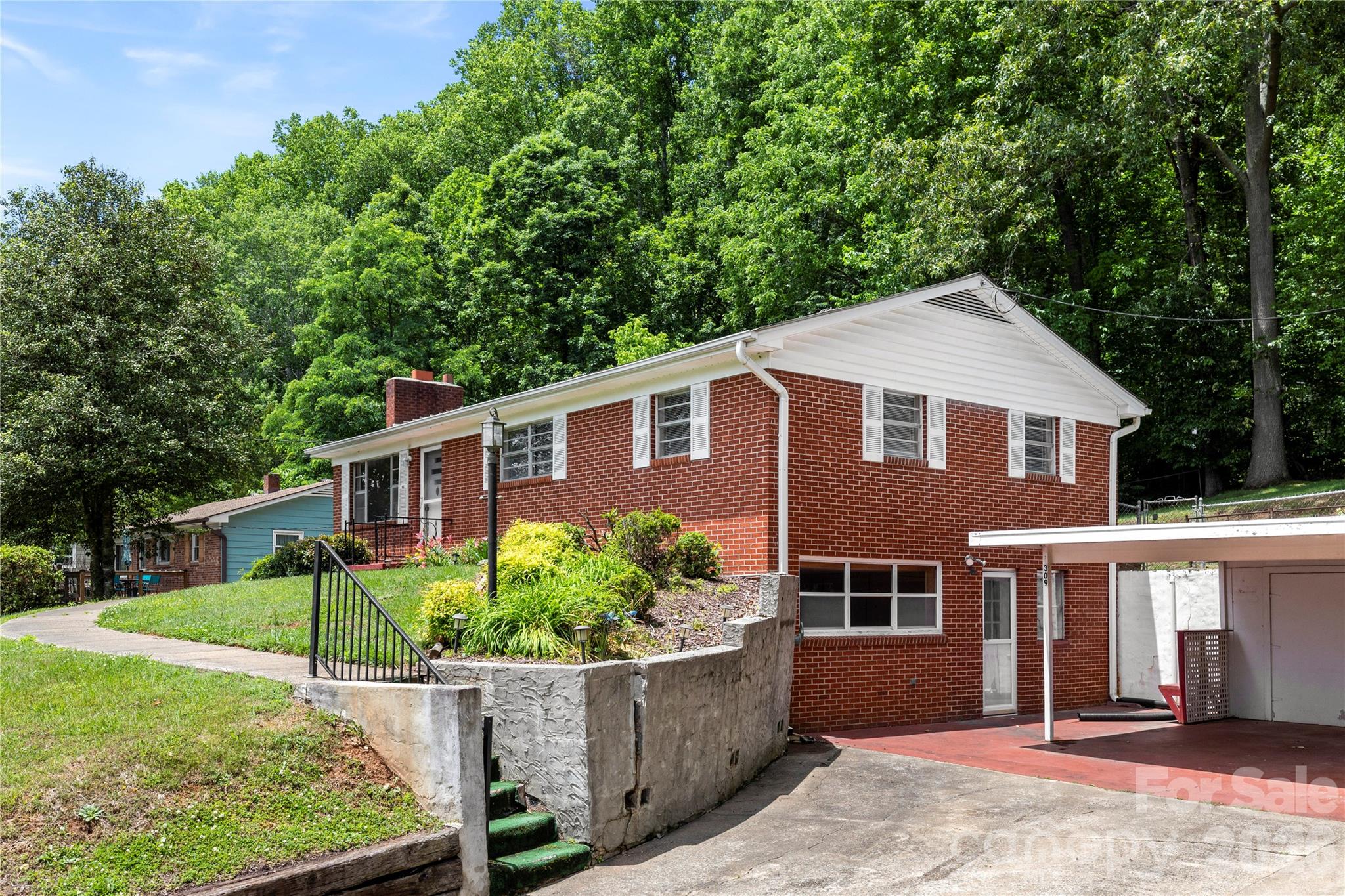 309 Oak Hill Road
