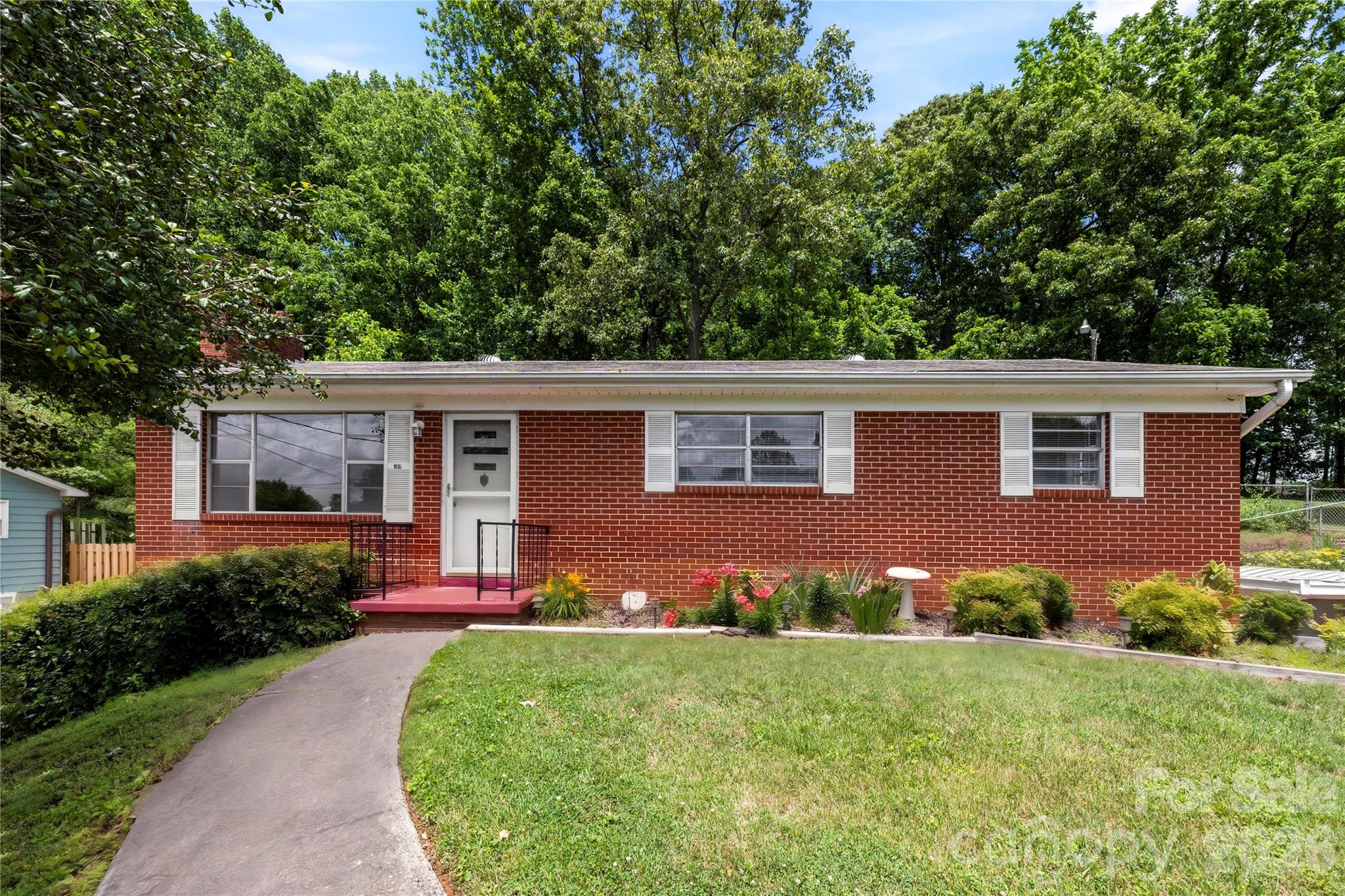 309 Oak Hill Road