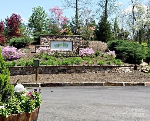 Town Mountain Preserve - Land